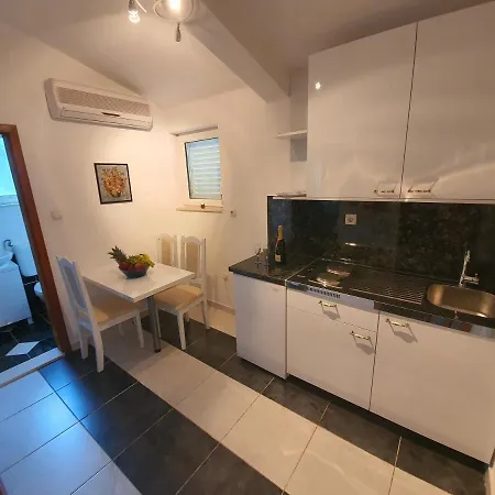 Apartment Pehar