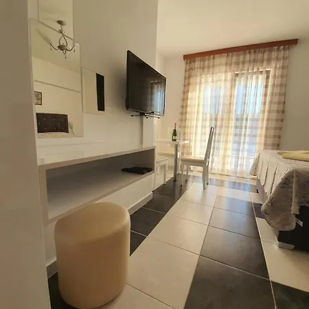 Pehar Apartment