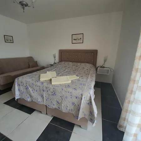 Pehar Apartment *