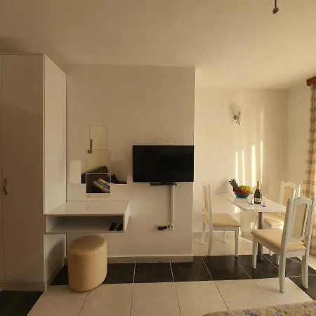 Apartment Pehar