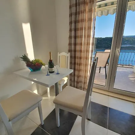 Pehar Apartment *