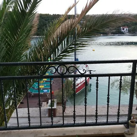 Pehar Apartment *